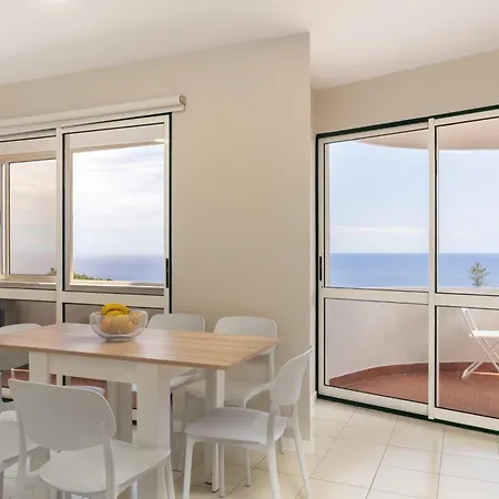 Olimpo I By An Island Funchal (Madeira)